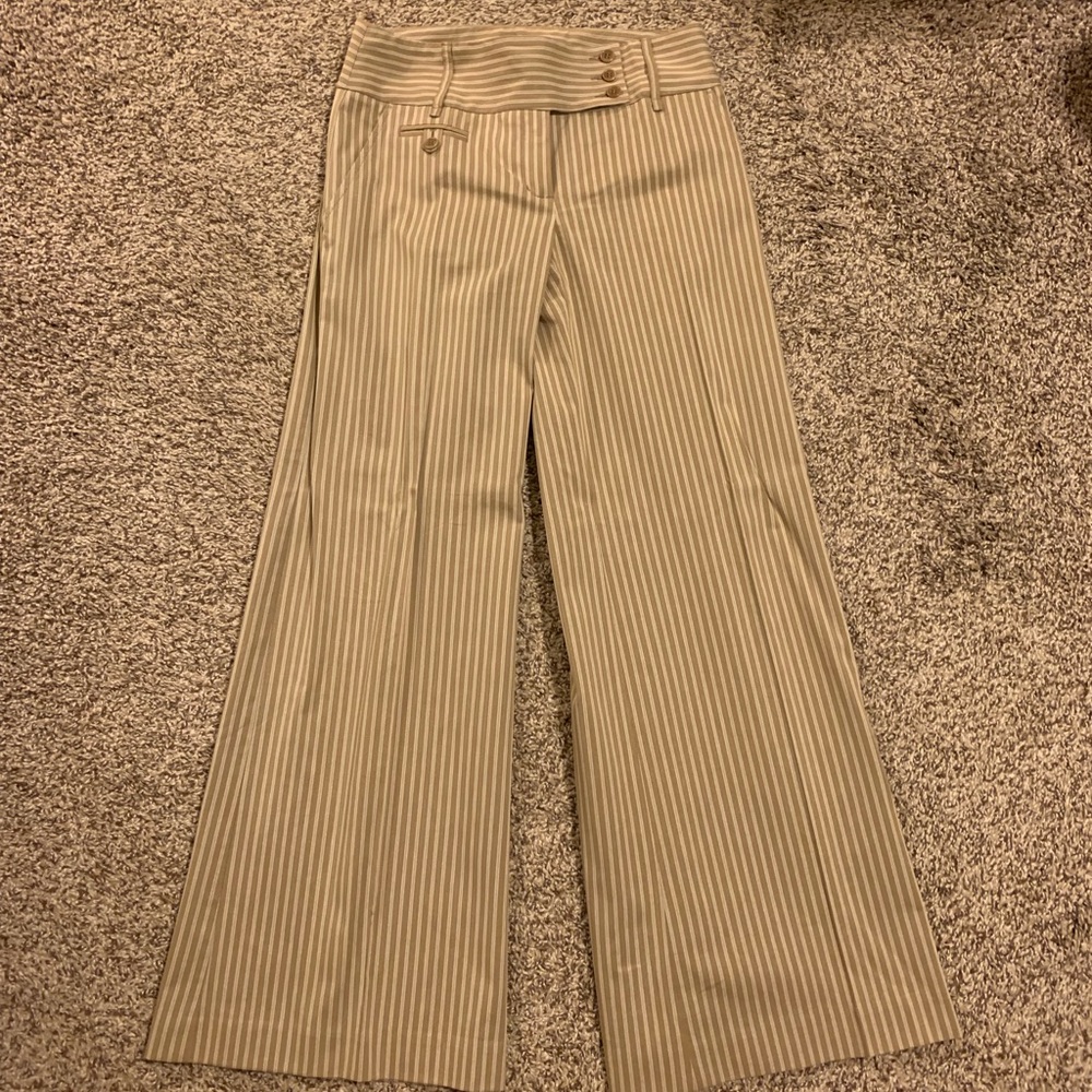 BCBGMaxazria Khaki Slacks in size 2 NWT